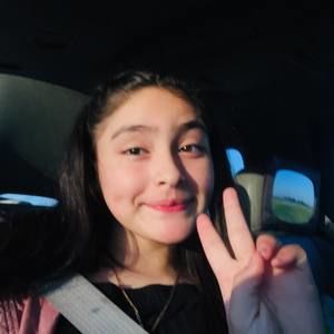 Meet your Posher, Yudith